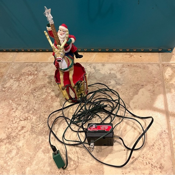 Vintage 1997 Mr. Christmas Santa Carousel Tree Top topper - Picture 2 of 8